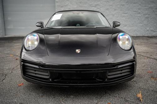 2020 Porsche 911 Carrera