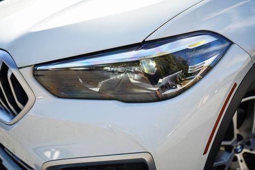 2023 BMW X6 xDrive40i