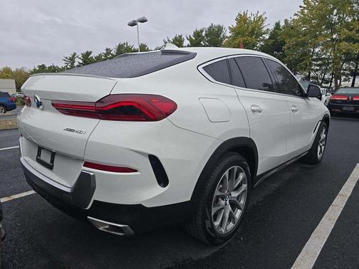2023 BMW X6 xDrive40i