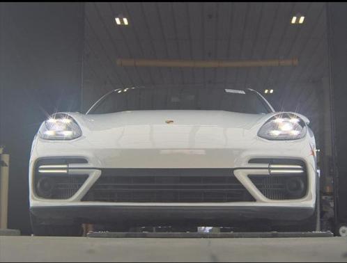 2018 Porsche Panamera Sport Turismo Turbo