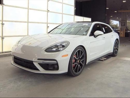 2018 Porsche Panamera Sport Turismo Turbo