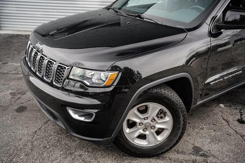 2017 Jeep Grand Cherokee Laredo