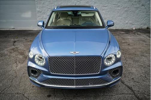 2022 Bentley Bentayga V8