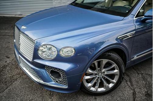 2022 Bentley Bentayga V8