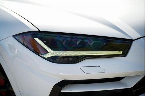 2021 Lamborghini Urus Graphite Capsule