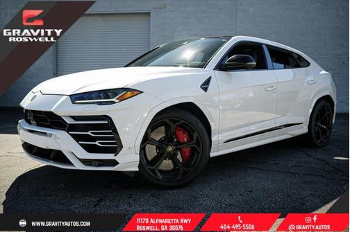 2021 Lamborghini Urus Graphite Capsule