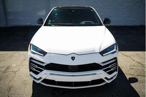 2021 Lamborghini Urus Graphite Capsule