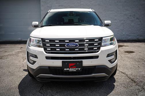 White Platinum Clearcoat Metallic 2017 Ford Explorer Limited