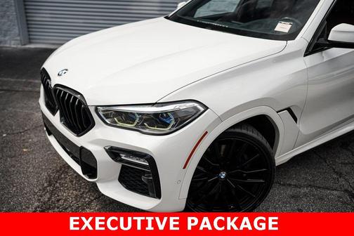 2020 BMW X6 M50i