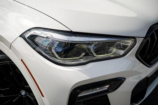 2020 BMW X6 M50i