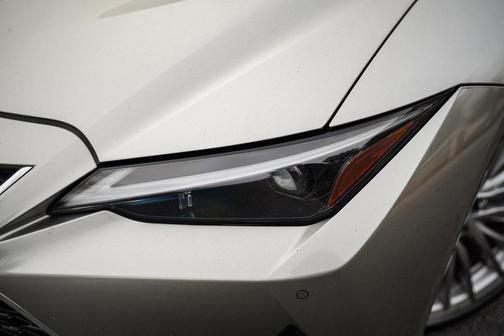 2023 Lexus IS 300 Base