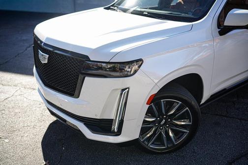 2023 Cadillac Escalade ESV Sport