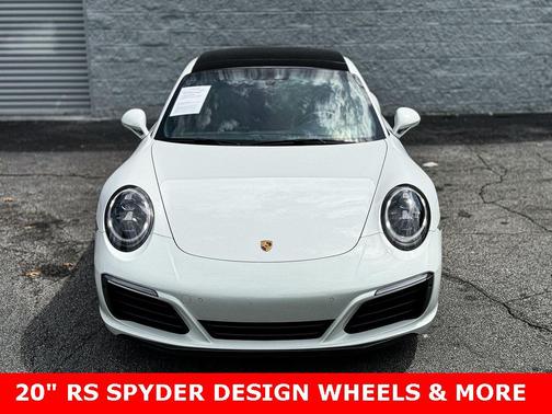 2019 Porsche 911 Carrera