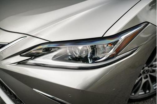 2019 Lexus ES 350 Base