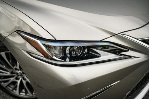 2019 Lexus ES 350 Base