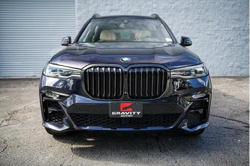 2022 BMW X7 M50i