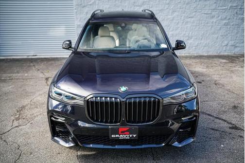 2022 BMW X7 M50i
