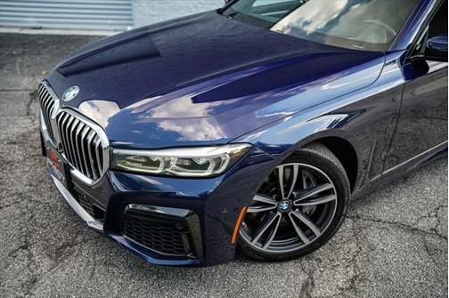 2022 BMW 750 i xDrive