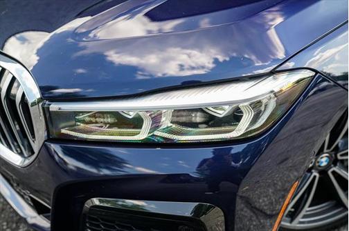 2022 BMW 750 i xDrive
