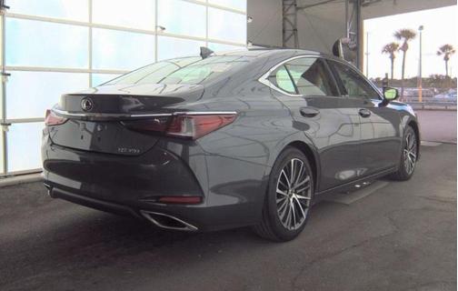 2023 Lexus ES 350 Base