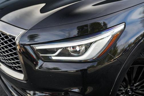 2023 INFINITI QX80 PREMIUM SELECT AWD