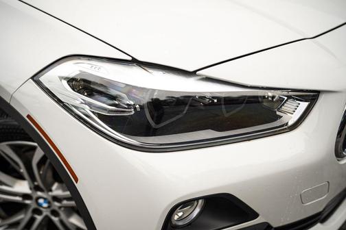 Alpine White 2018 BMW X2 sDrive28i