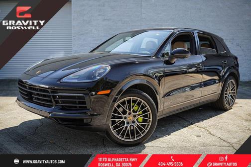 Black 2023 Porsche Cayenne Cayenne E-Hybrid Platinum Edition