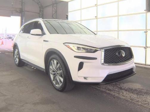 Lunar White 2021 INFINITI QX50 LUXE
