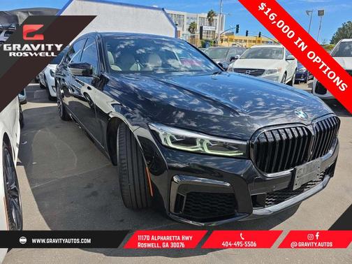 2022 BMW 740 i