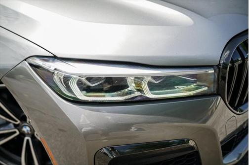 2021 BMW 740 xDrive