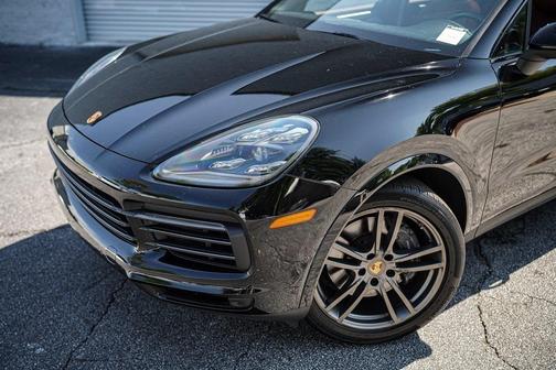 2022 Porsche Cayenne Platinum Edition