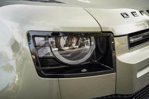 2022 Land Rover Defender 90 X-Dynamic S