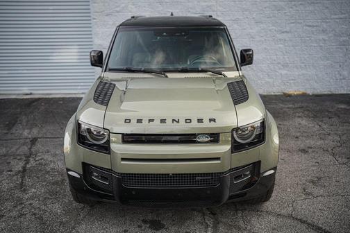 2022 Land Rover Defender 90 X-Dynamic S