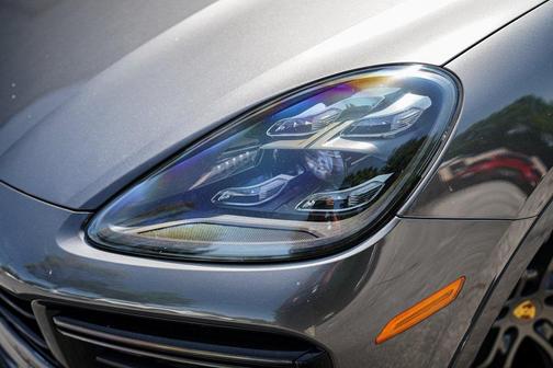 2020 Porsche Cayenne Turbo