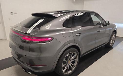 2020 Porsche Cayenne Turbo