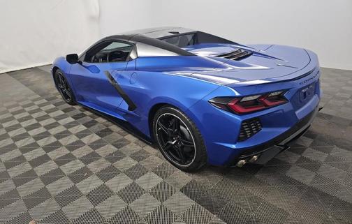 Elkhart Lake Blue Metallic 2022 Chevrolet Corvette Stingray w/3LT