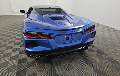 Elkhart Lake Blue Metallic 2022 Chevrolet Corvette Stingray w/3LT