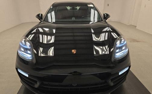 2022 Porsche Panamera Platinum Edition