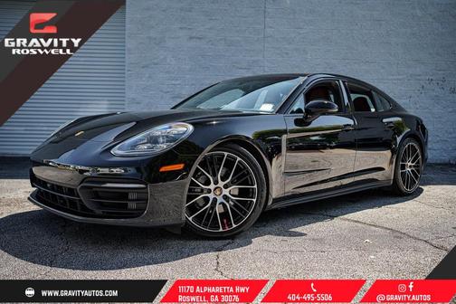 2022 Porsche Panamera Platinum Edition