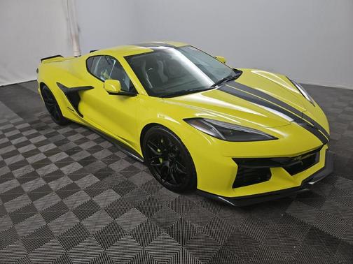 Accelerate Yellow Metallic 2023 Chevrolet Corvette Z06