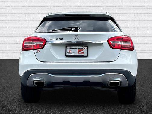 Polar White 2018 Mercedes-Benz GLA 250 Base