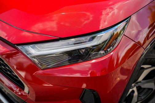 2023 Toyota RAV4 Prime SE