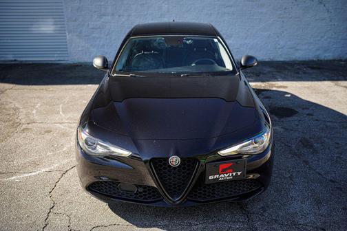 Alfa Black 2019 Alfa Romeo Giulia Base