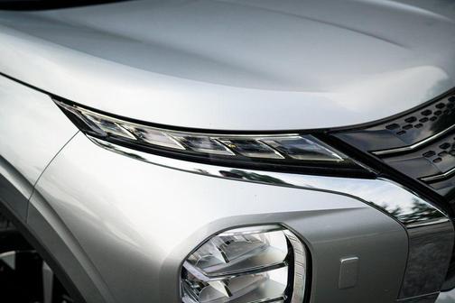 2023 Mitsubishi Outlander PHEV SE S-AWC