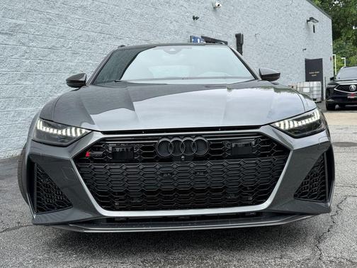 Gray 2021 Audi RS 6 Avant 4.0T