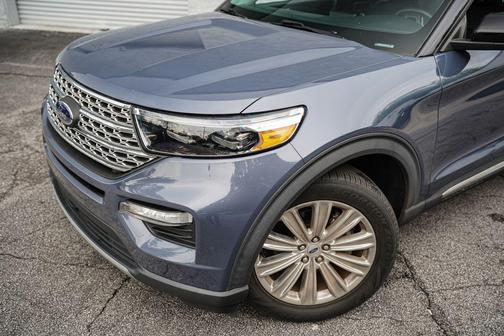 Blue Metallic 2021 Ford Explorer Limited