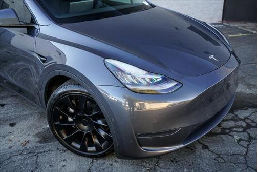 2021 Tesla Model Y Long Range Dual Motor All-Wheel Drive