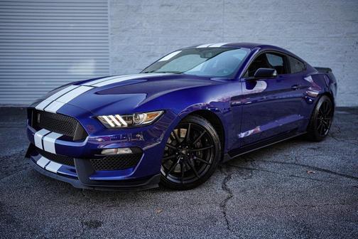 2016 Ford Shelby GT350 Base