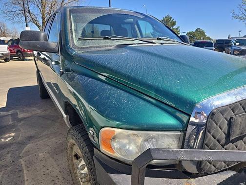 Green 2004 Dodge Ram 2500 ST