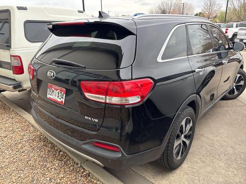2017 Kia Sorento EX
